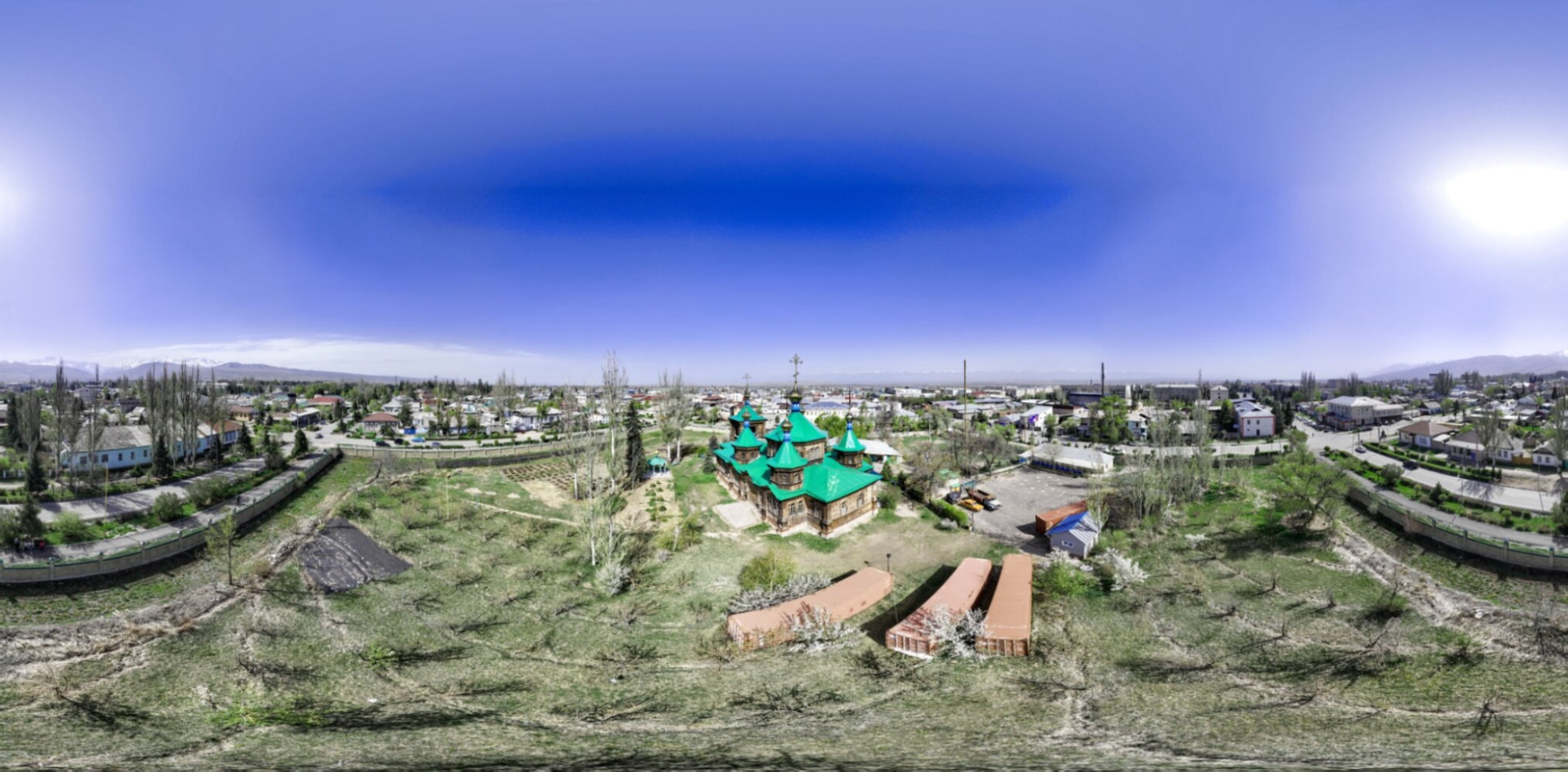 Свято-Троицкая православная церковь в Караколе