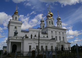 Воскресенский кафедральный собор в Шуе