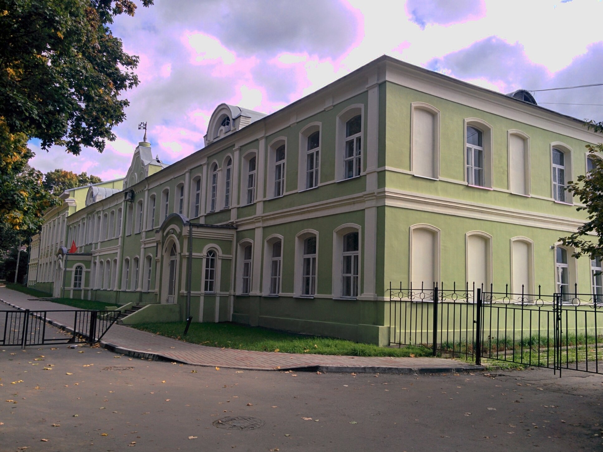 Церковь Воздвижения Креста Господня в Сергиевом Посаде