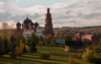 Успенский Свято-Георгиевский мужской монастырь «Святые Кустики»