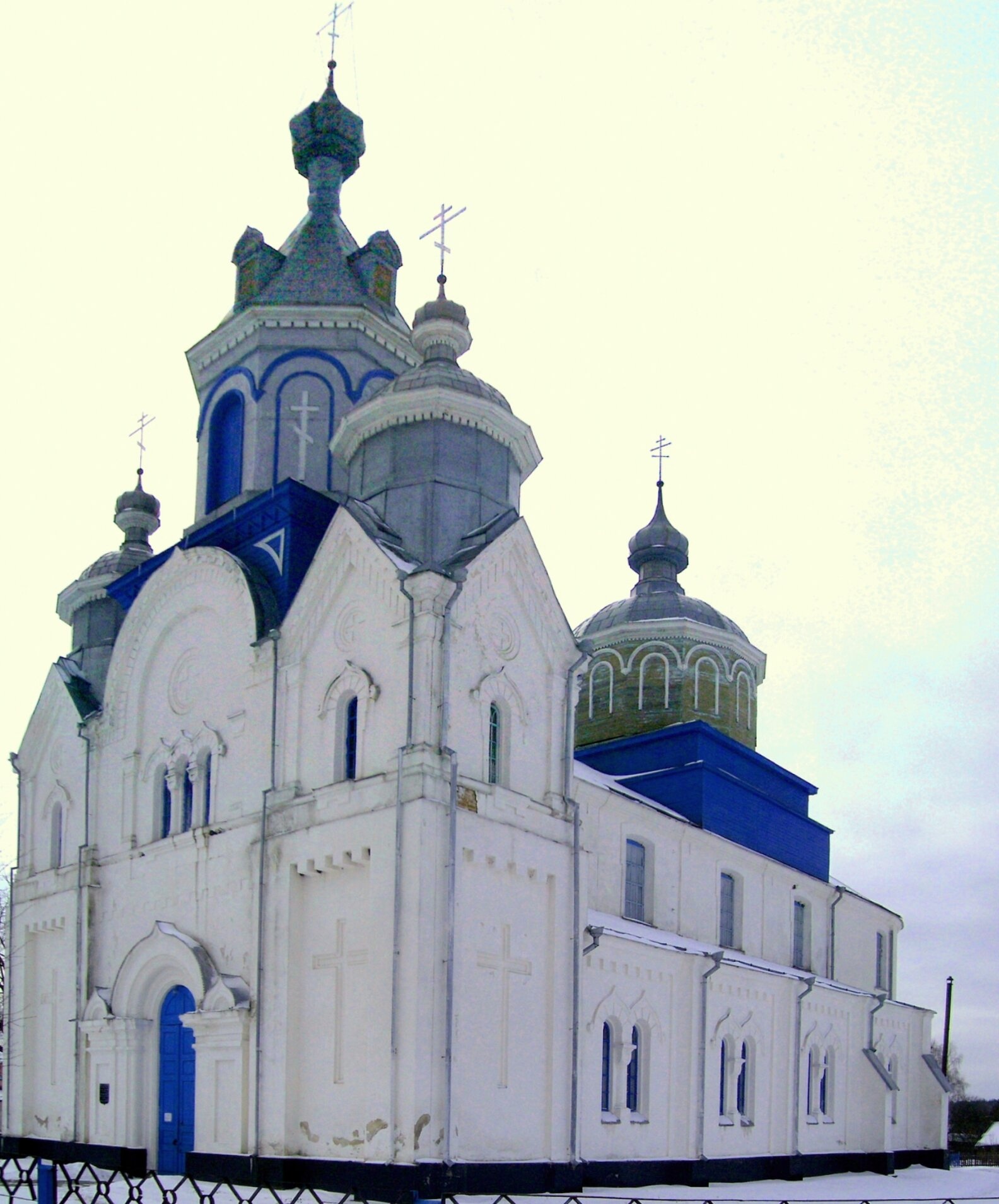 Покровская церковь в деревне Кривошин