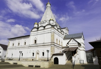 Введенский Владычный женский монастырь в Серпухове