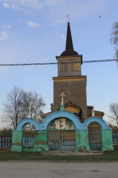 Благовещенская церковь в селе Разнежье