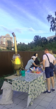 Монастырское чаепитие в Свято-Илиинской обители Тюмени