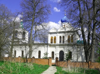 Храм иконы Божией Матери «Знамение» в селе Трубино