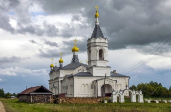 Церковь Михаила Архангела в селе Уртма