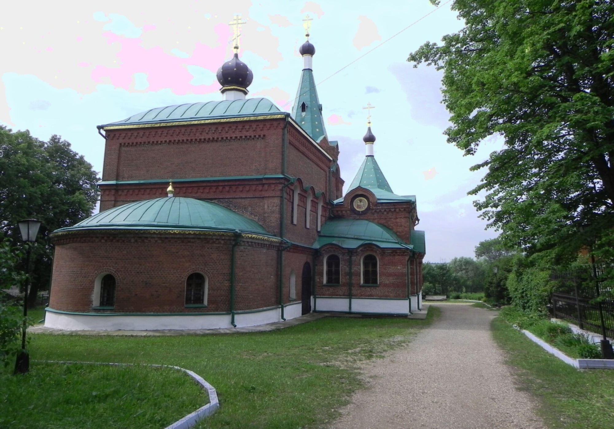 Храм Николая Чудотворца в деревне Бутурлино
