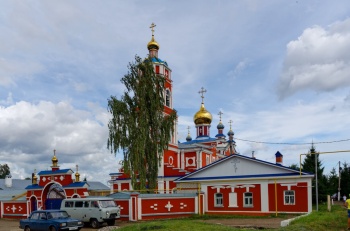 Собор Троицы Живоначальной в городе Тетюши