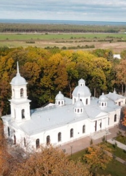 Церковь Тихвинской иконы Божией Матери в селе Путилово