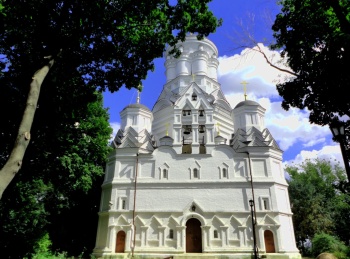 Церковь Усекновения Главы Иоанна Предтечи в Дьякове