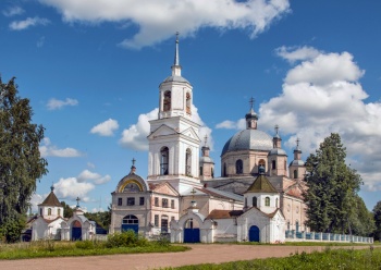Троицкая церковь в селе Русские Краи