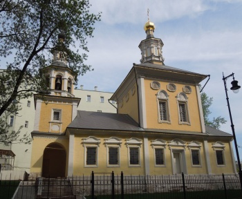 Храм Рождества Иоанна Предтечи у Варварских ворот в Москве