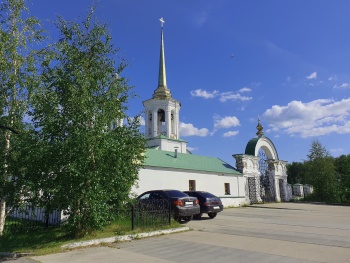 Церковь Рождества Пресвятой Богородицы в Берёзово