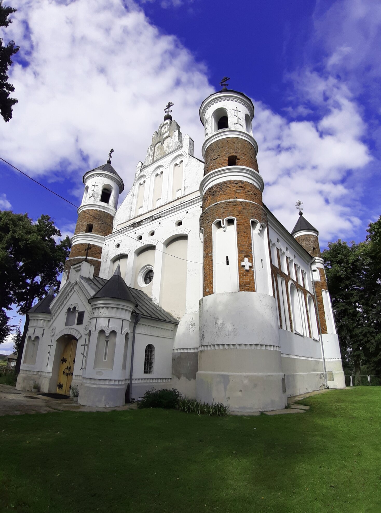 Церковь Рождества Пресвятой Богородицы в Мурованке