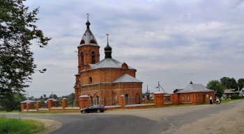 Крестовоздвиженская церковь в селе Дунилово