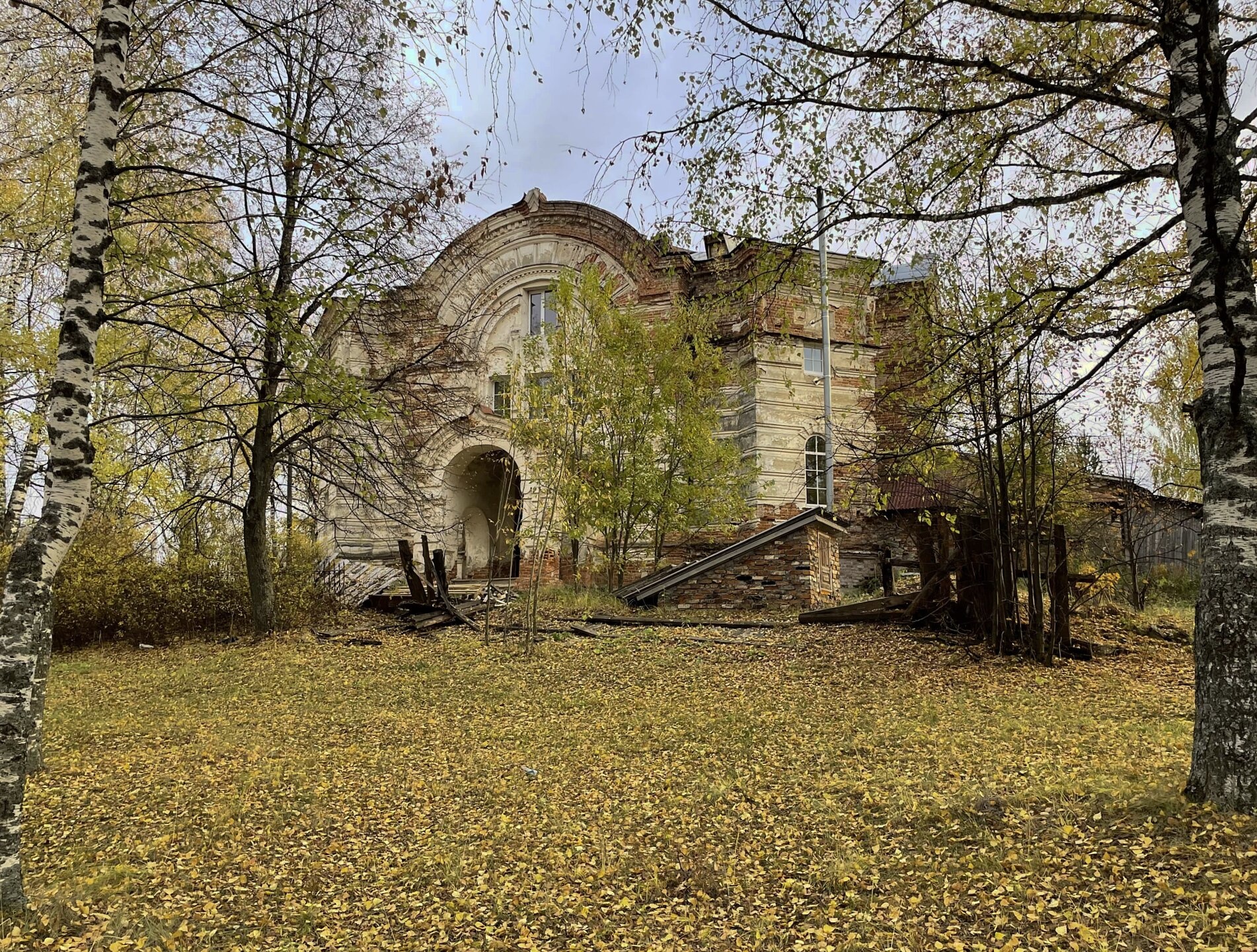 Церковь Рождества Пресвятой Богородицы в Краснополье