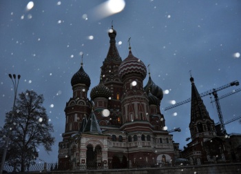 Храм Василия Блаженного: ночной образ в зимнюю пору