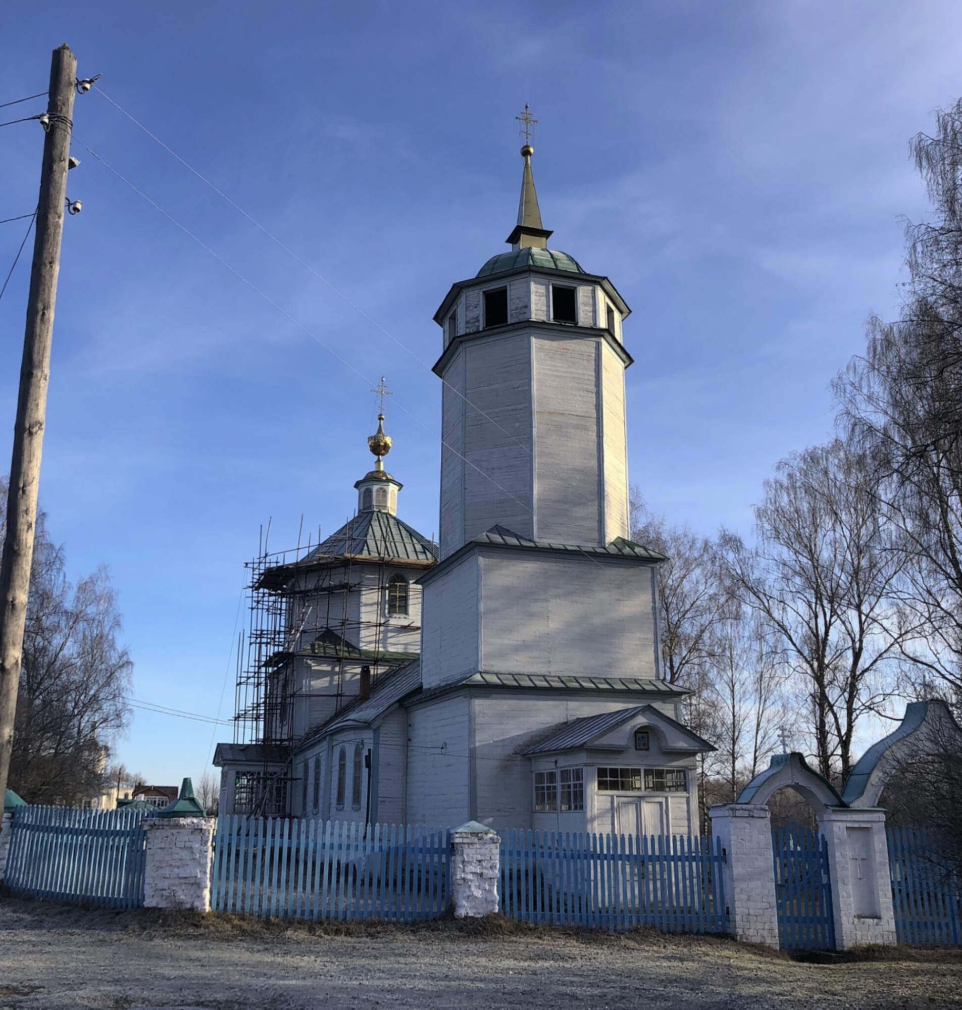 Церковь Покрова Пресвятой Богородицы в посёлке Сынтул