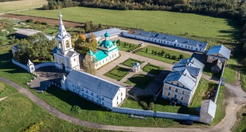 Введено-Оятский женский монастырь на фотографии