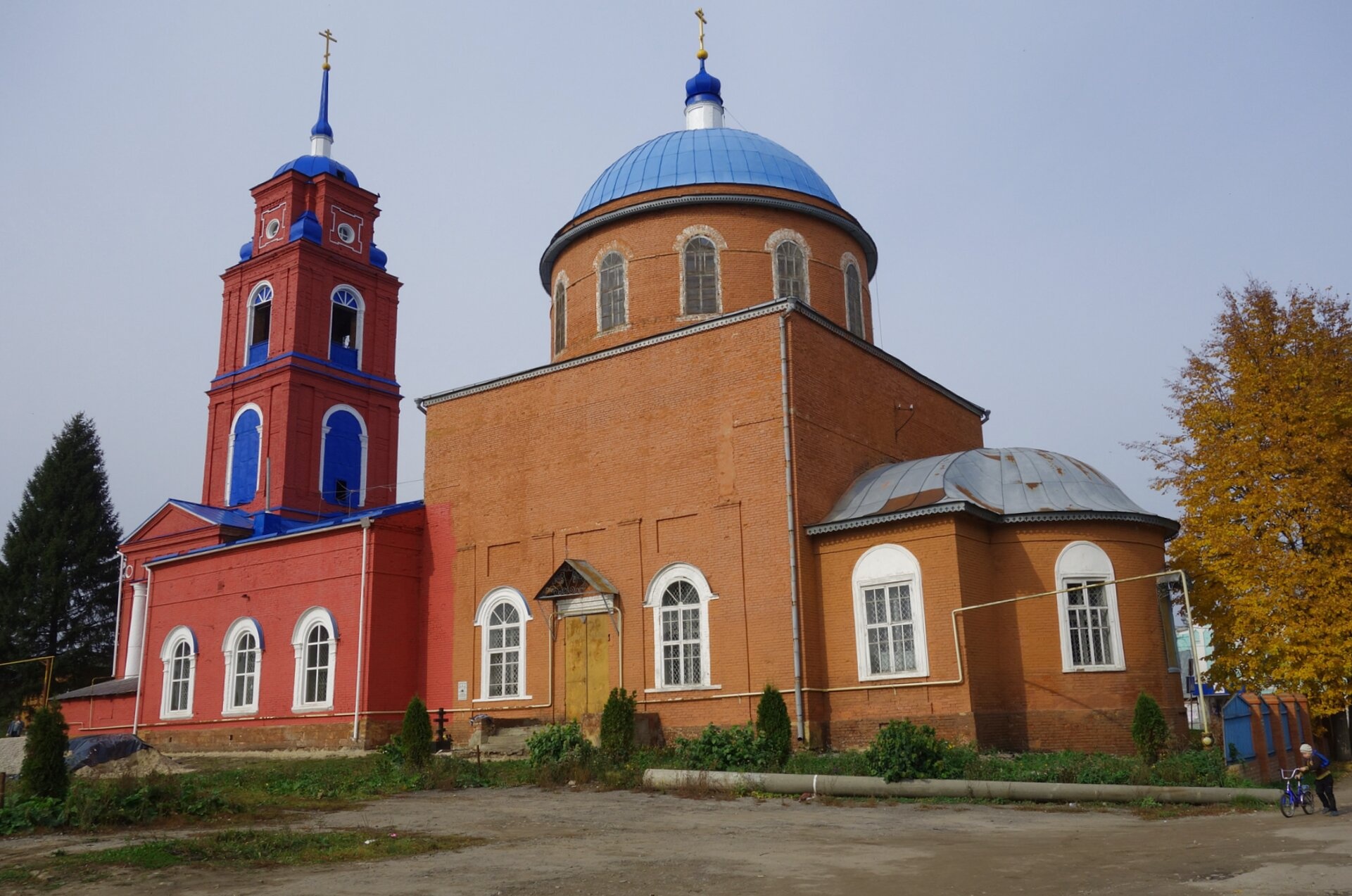 Троицкий храм в Одоеве: фотография и описание