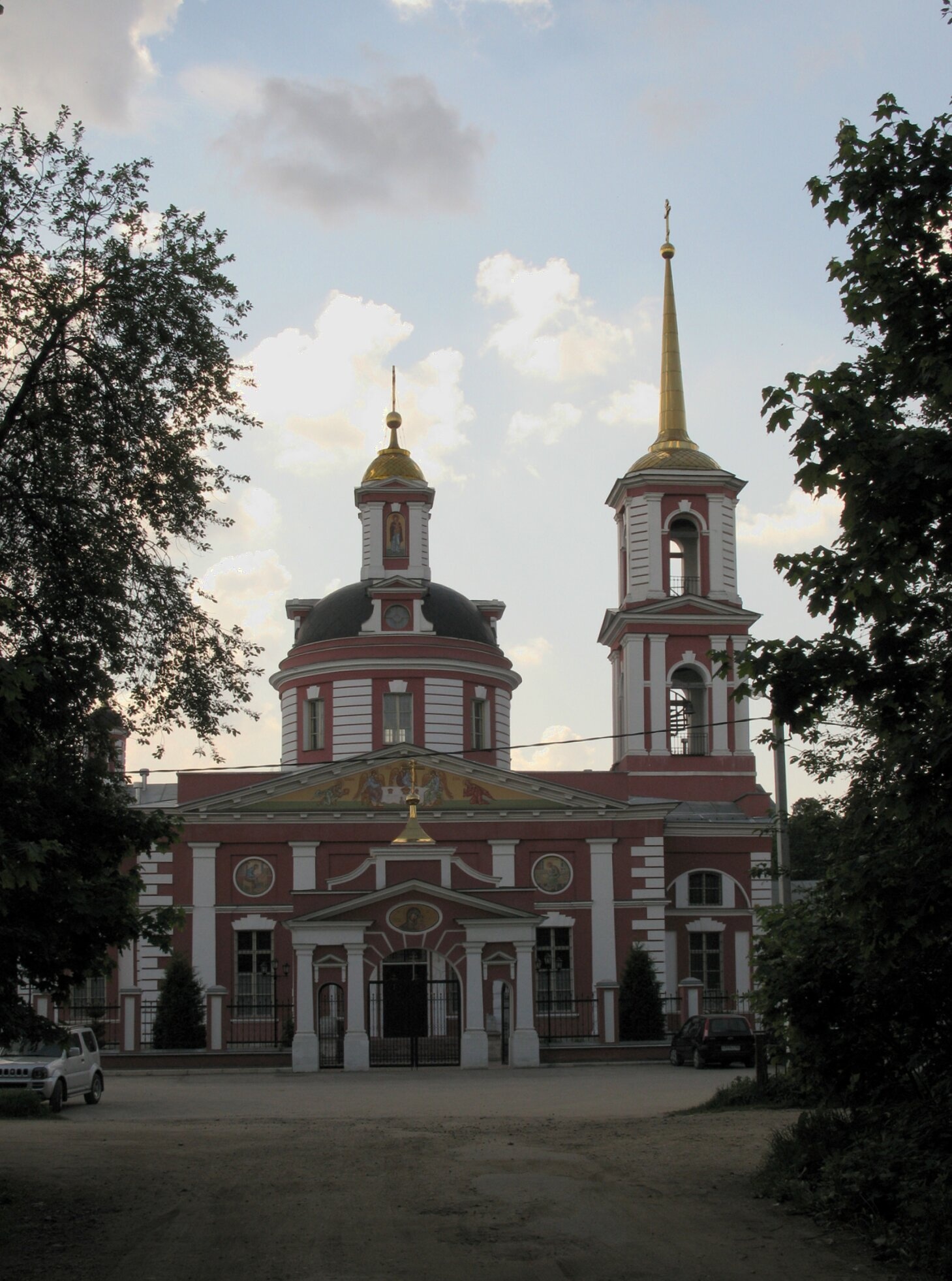 Храм Преподобного Сергия Радонежского в усадьбе Алмазово