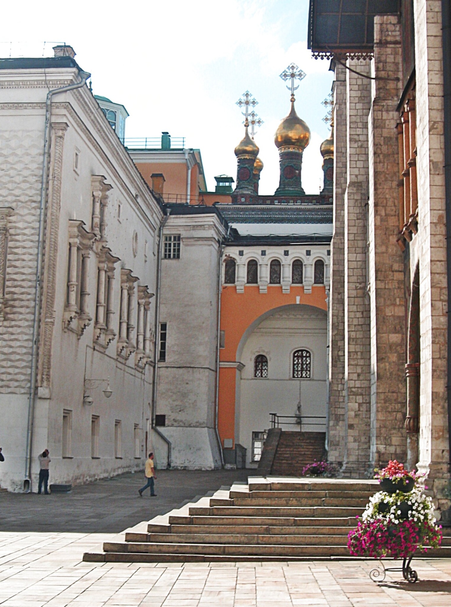 Верхоспасский собор во внутреннем дворе Московского Кремля