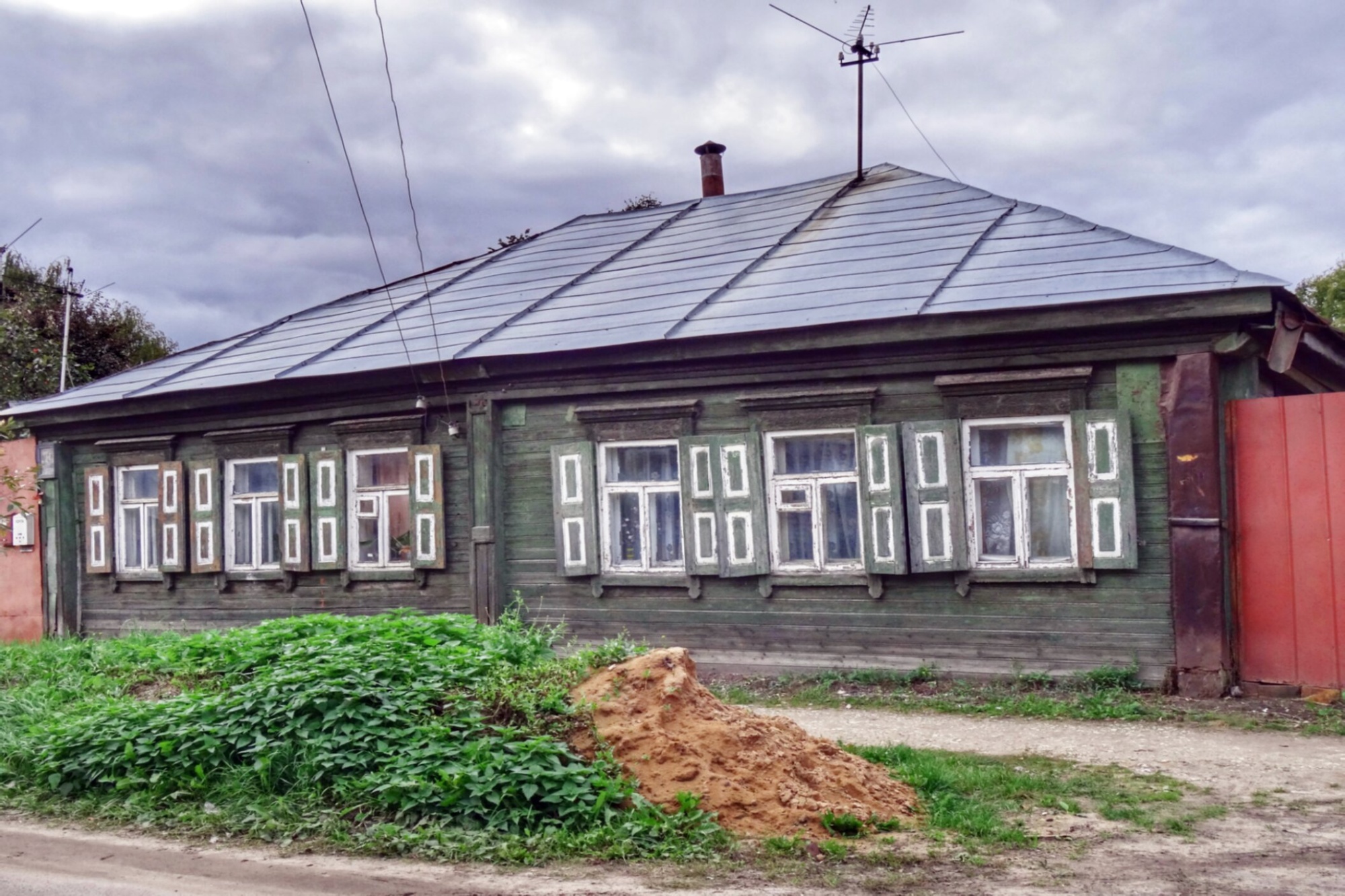 Деревянный дом - памятник культурного наследия в Твери