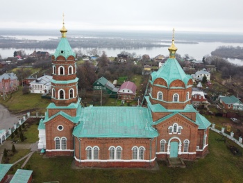 Храм Пресвятой Троицы в селе Безводное Нижегородской области