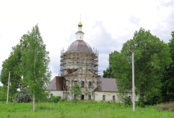 Церковь Михаила Архангела в селе Лучкино