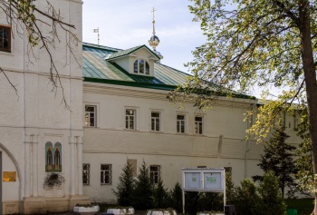 Духовская церковь Николо-Пешношского монастыря