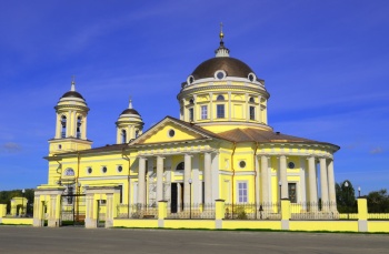 Церковь Сошествия Святого Духа в селе Шкинь