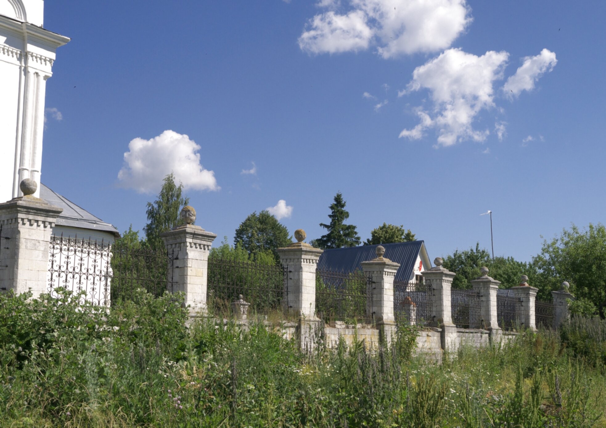 Церковь иконы Божией Матери «Всех скорбящих Радость» в селе Куртино