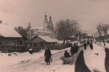 Исторический вид монастыря базилиан в Толочине зимой