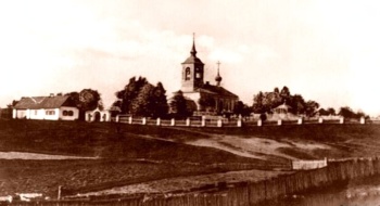 Церковь Всех Святых в Торопце на исторической фотографии начала XX века