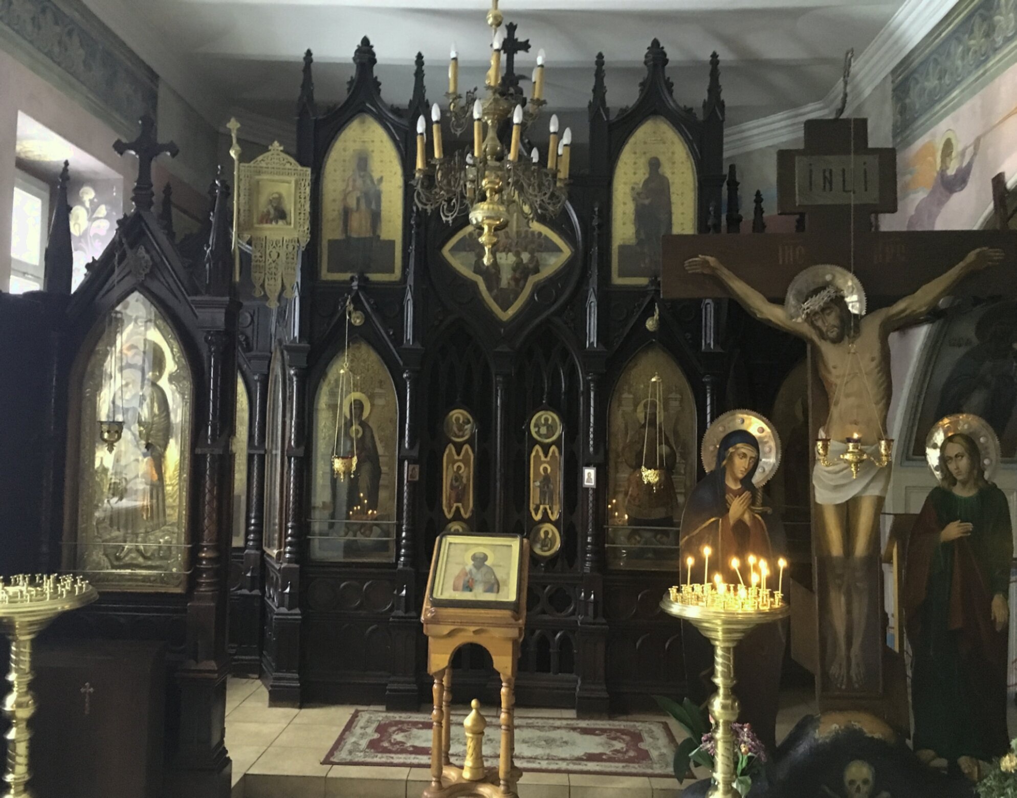 Правый иконостас Иоанно-Предтеченского собора Екатеринбурга