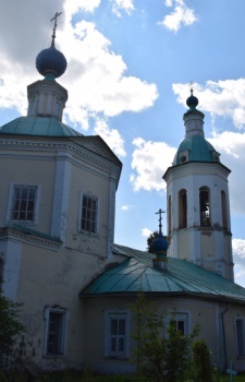 Церковь Петра и Павла с приделом Рождества Богородицы в селе Большое Село