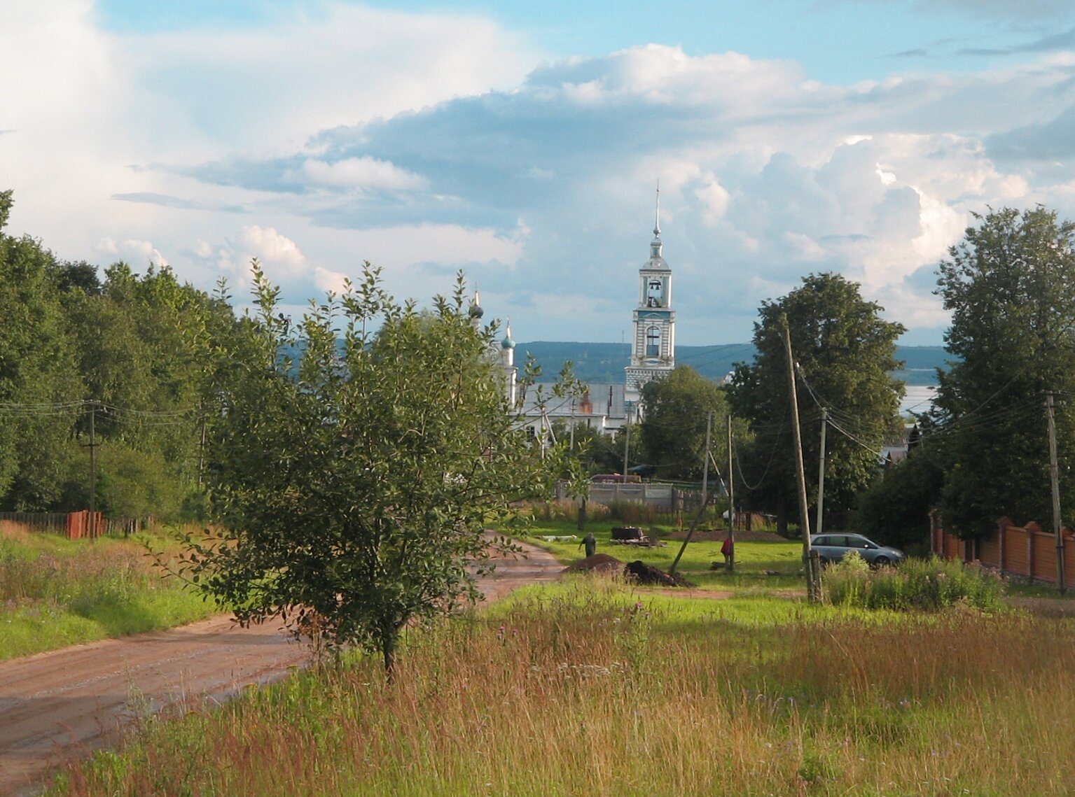 Колокольня Богородице-Рождественской церкви в селе Городище
