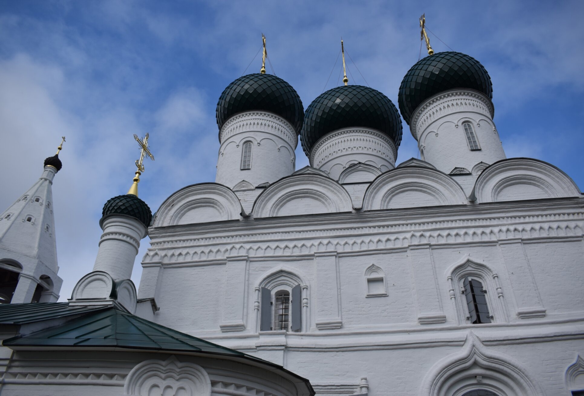 Церковь Вознесения Господня на Дебре в Костроме