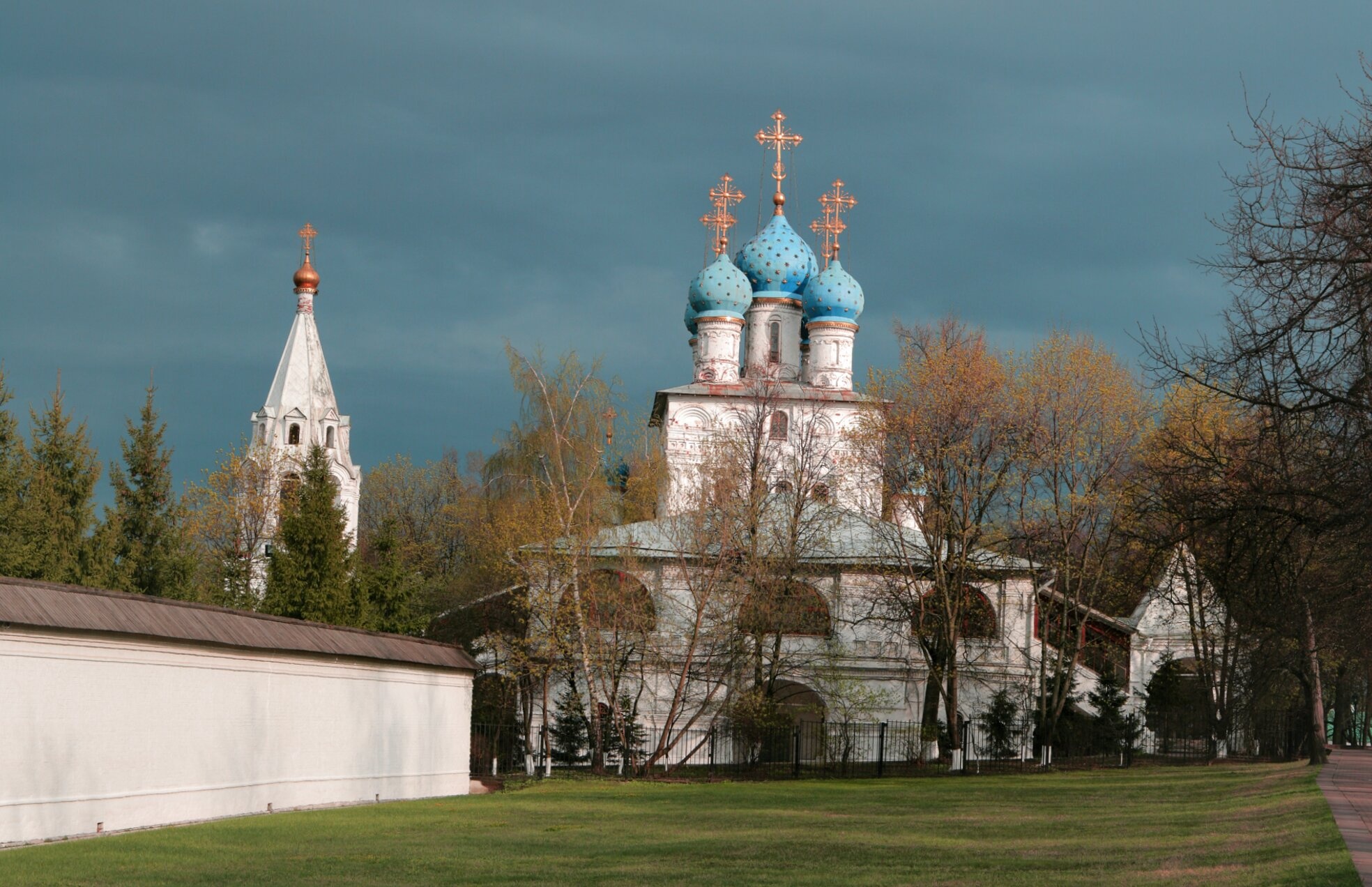 Храм Казанской иконы Божией Матери в Коломенском: архитектура и история