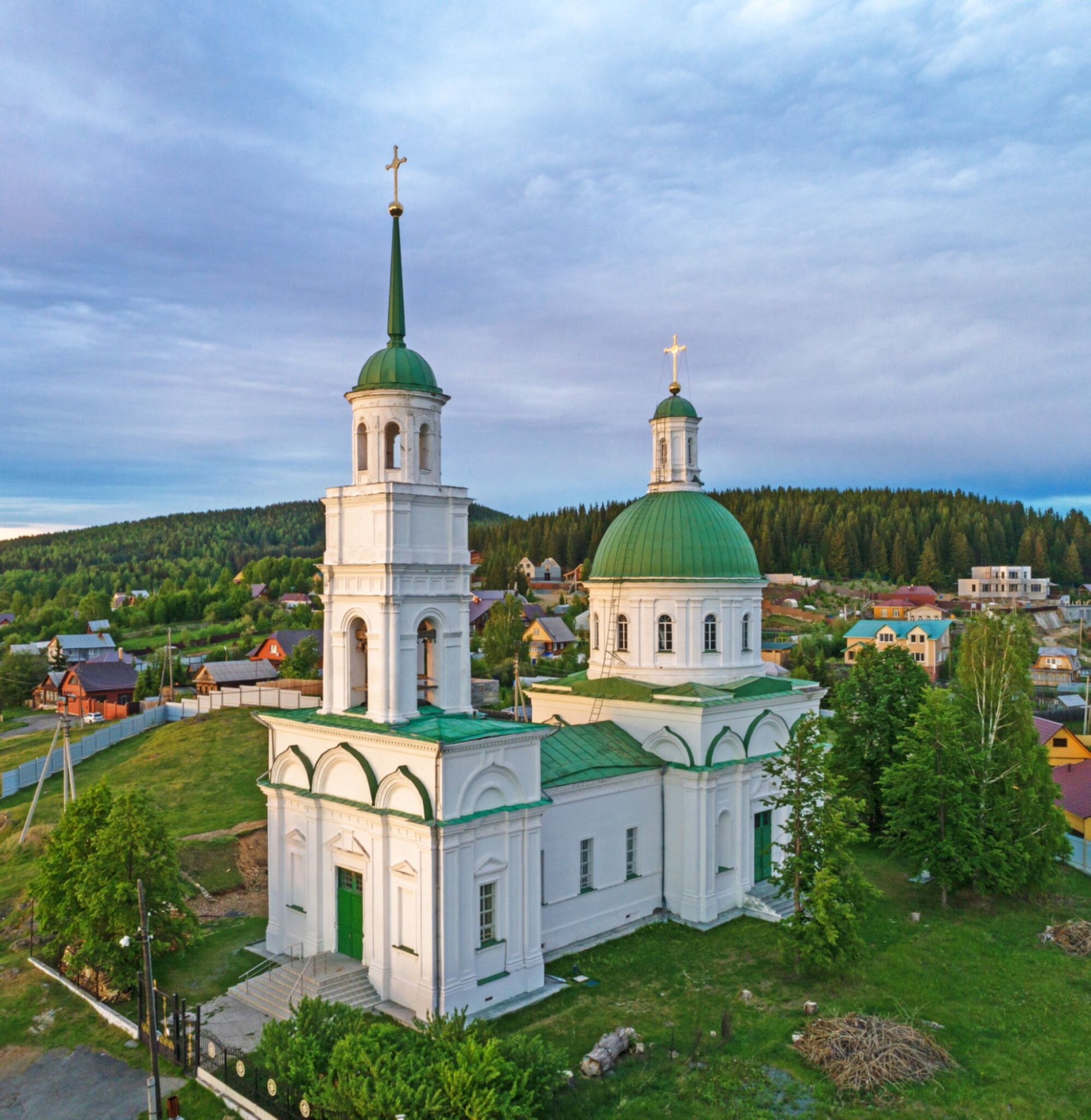 Храм Рождества Пресвятой Богородицы в Краснополье