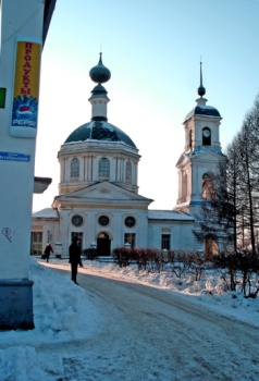 Храм Святых Апостолов Петра и Павла в селе Петровское