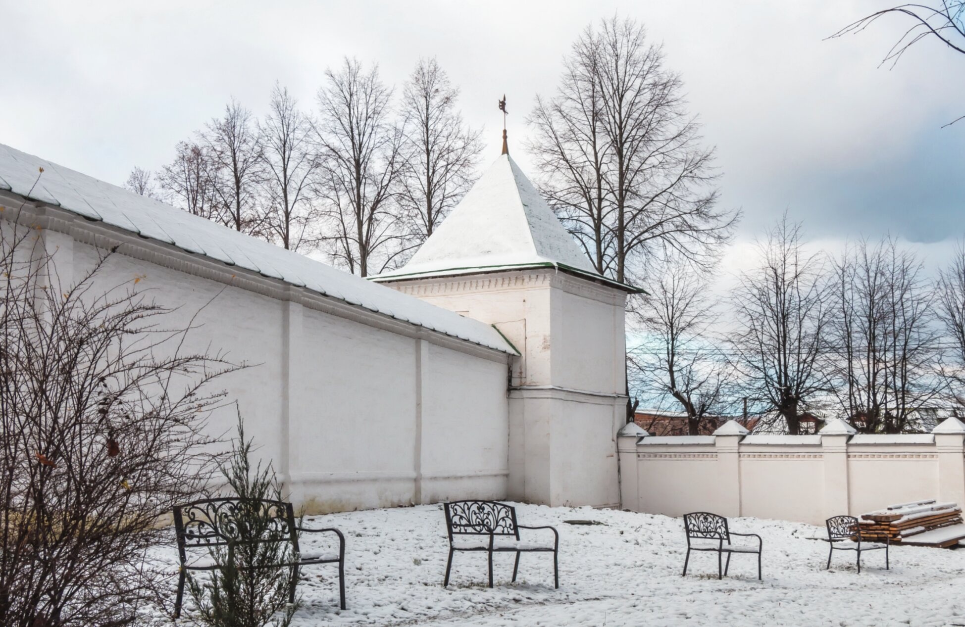 Федоровский монастырь в Переславле-Залесском: зимний вид