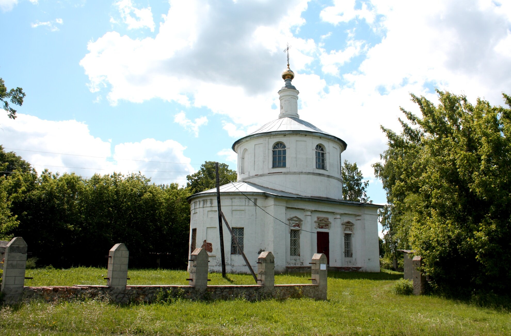 Храм Покрова Пресвятой Богородицы в селе Большая Алешня