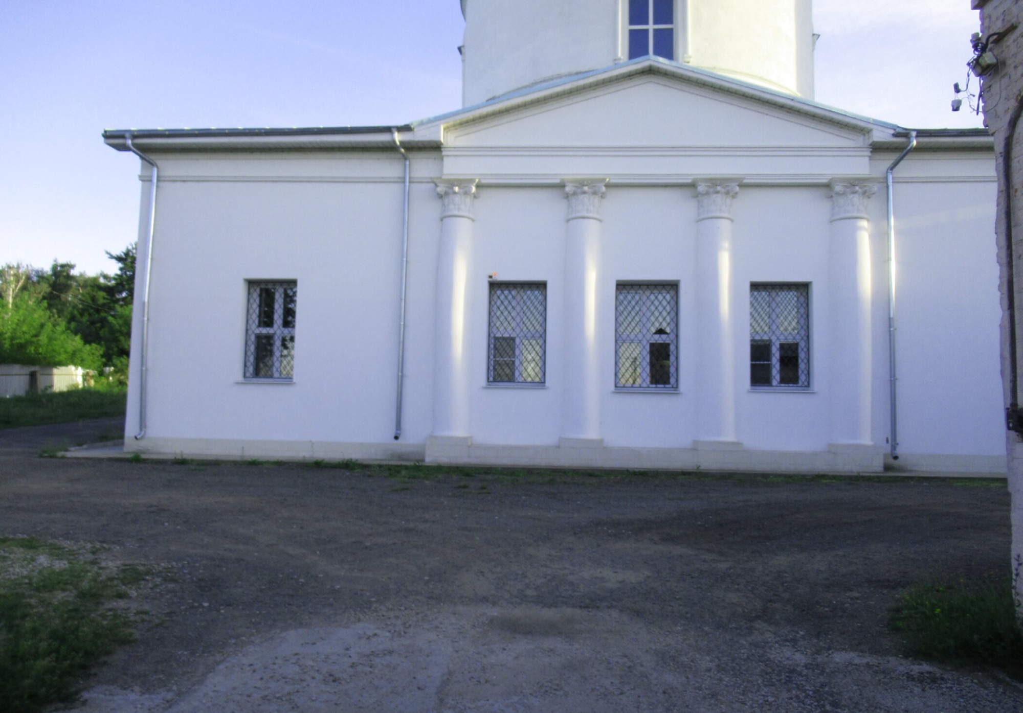Храм Николая Чудотворца в селе Лукьяново
