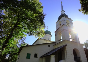 Церковь Анастасии Узорешительницы в Пскове