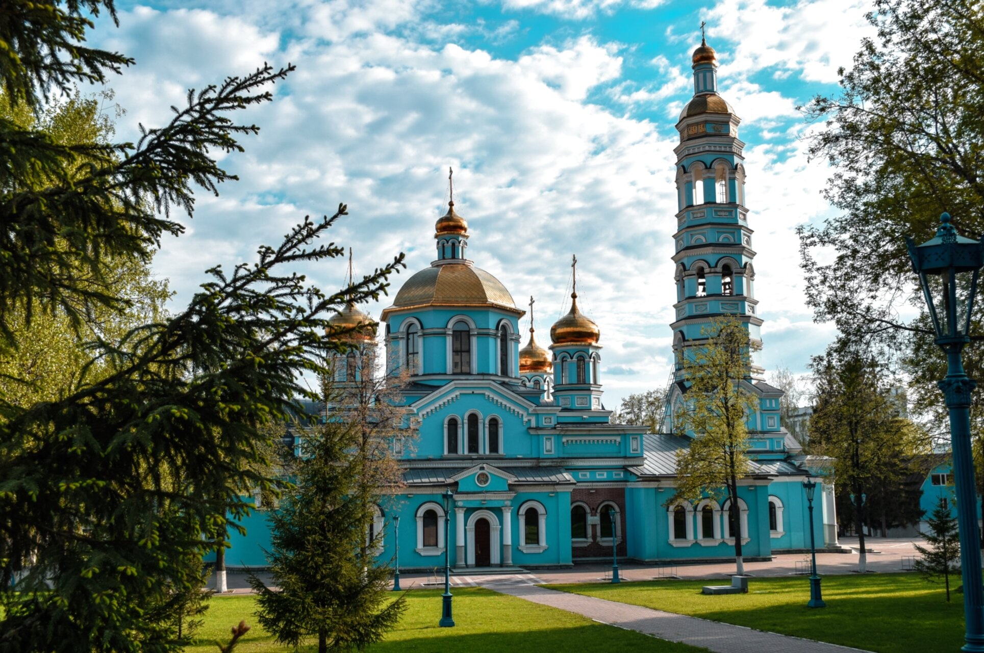 Кафедральный собор Рождества Пресвятой Богородицы в Уфе