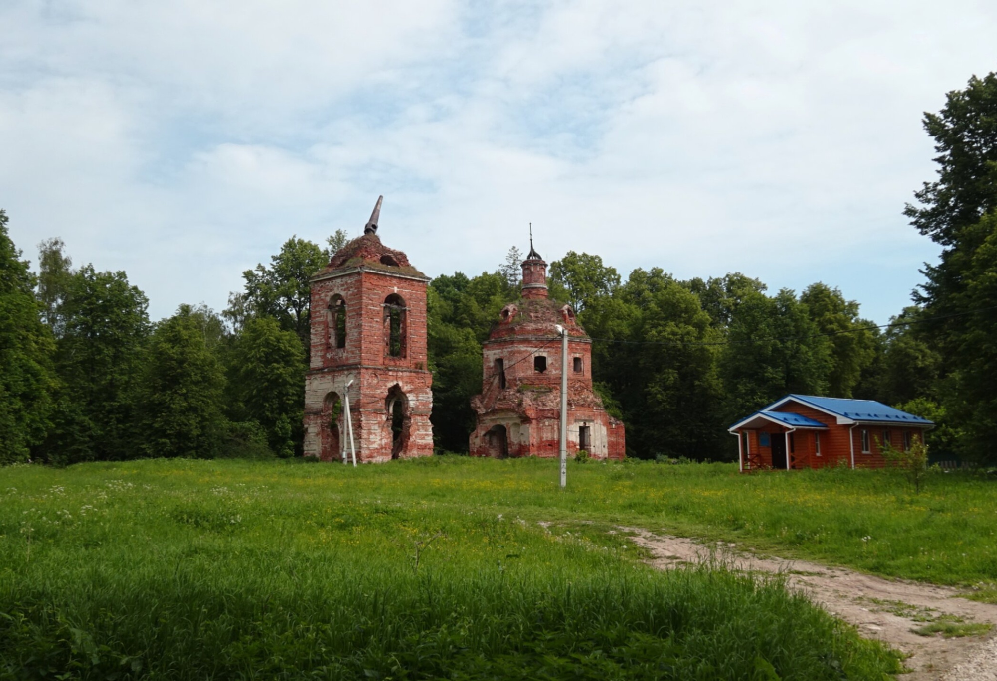 Христорождественская церковь в Каменищах - запечатленная история