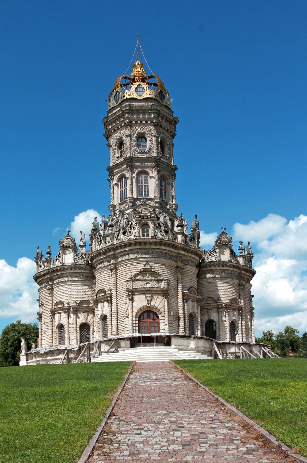 Знаменская церковь в Дубровицах