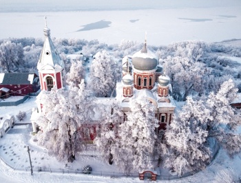 Церковь Николая Чудотворца в Просеке зимой