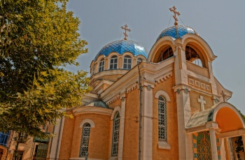 Свято-Успенский кафедральный собор в Махачкале